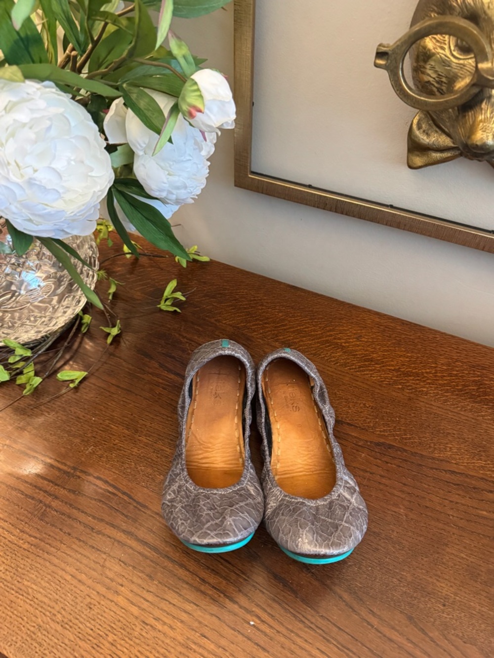 TIEKS by Gavrielli Grey Embossed.